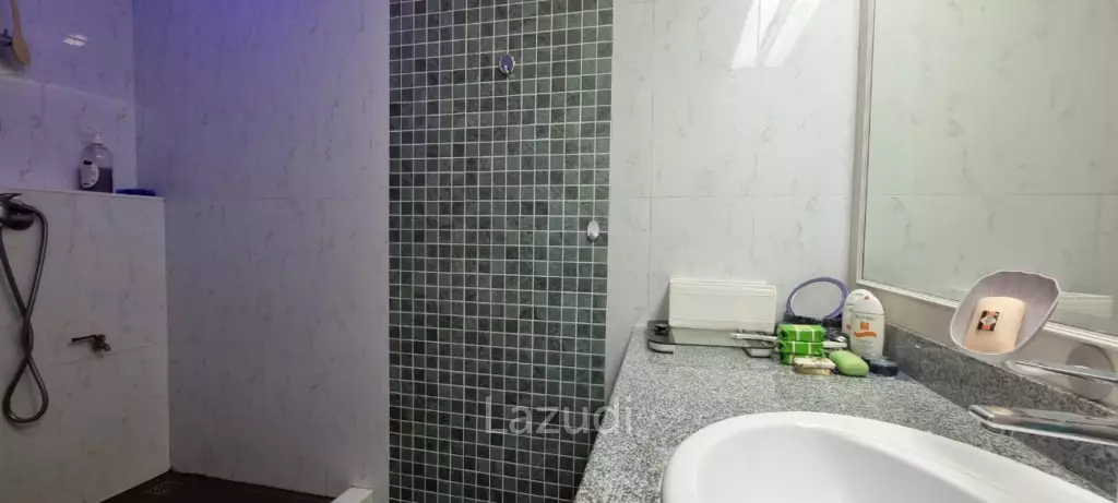 2 Beds 3 Baths 242 SQ.M. Baan Haad U Thong
