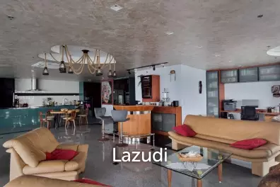 2 Beds 3 Baths 242 SQ.M. Baan Haad U Thong