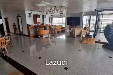 2 Beds 3 Baths 242 SQ.M. Baan Haad U Thong