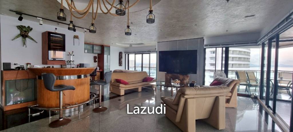 2 Beds 3 Baths 242 SQ.M. Baan Haad U Thong