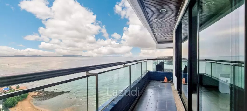 2 Beds 3 Baths 242 SQ.M. Baan Haad U Thong