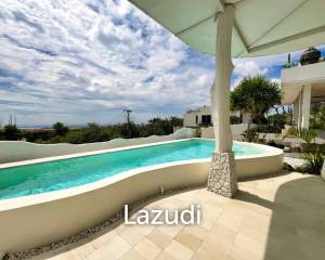 CAPTIVATING FREEHOLD VILLA WITH PANORAMIC COASTAL AND LANDMARK VIEWS IN UNGASAN