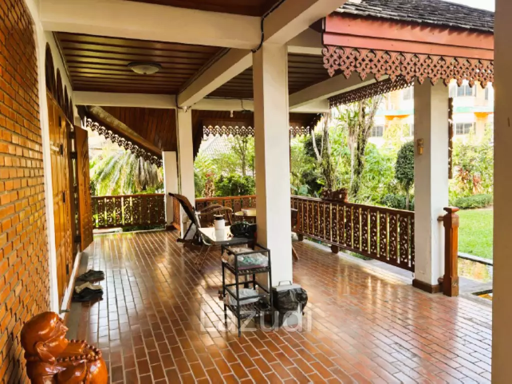 2 Ngan Land for sale with buildings in Golden area