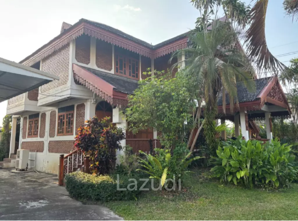 2 Ngan Land for sale with buildings in Golden area