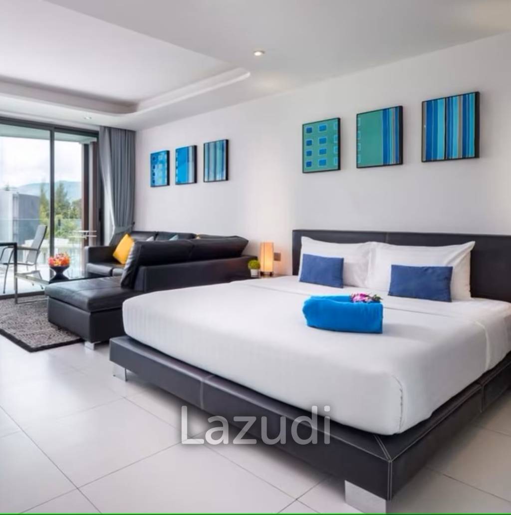 Studio Condo with private Rooftop Terrace and Jacuzzi Near Patong Beach