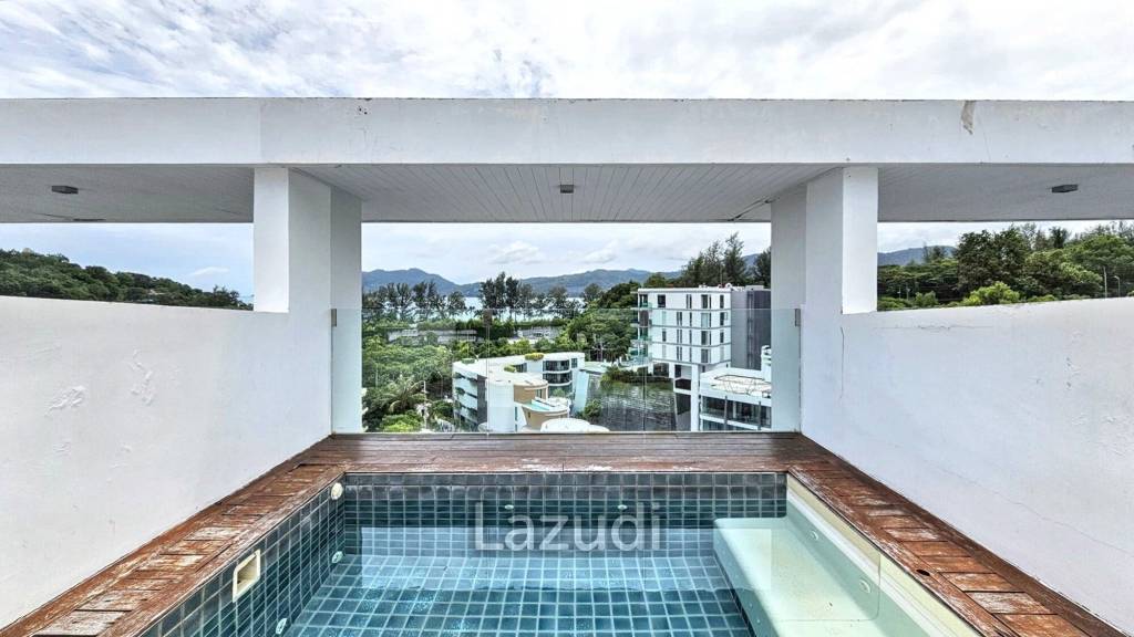 Studio Condo with private Rooftop Terrace and Jacuzzi Near Patong Beach