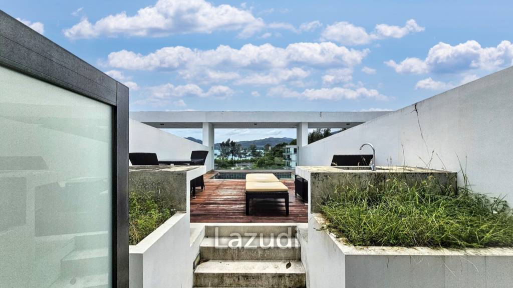 Studio Condo with private Rooftop Terrace and Jacuzzi Near Patong Beach
