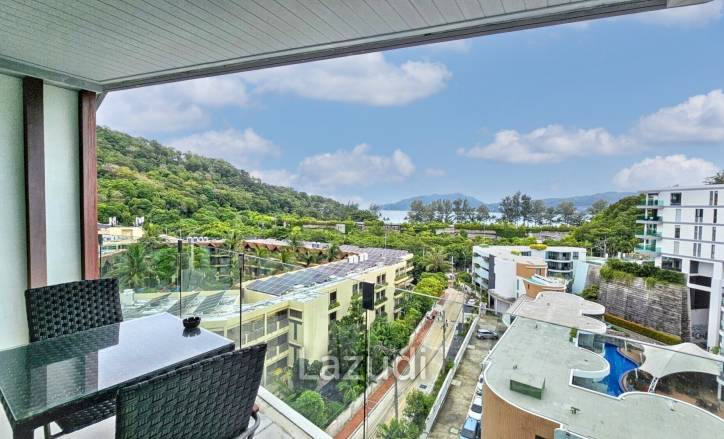 Studio Condo with private Rooftop Terrace and Jacuzzi Near Patong Beach