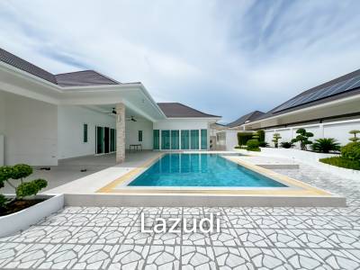 BEST DEAL : Contemporary 3-Bedroom Villa with Pool in Aria 2