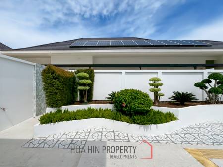 BEST DEAL : Contemporary 3-Bedroom Villa with Pool in Aria 2