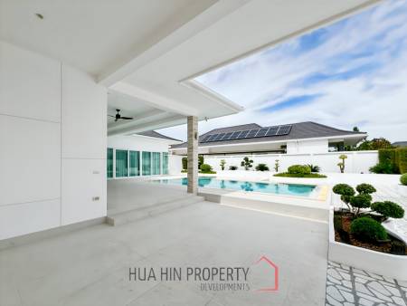 BEST DEAL : Contemporary 3-Bedroom Villa with Pool in Aria 2