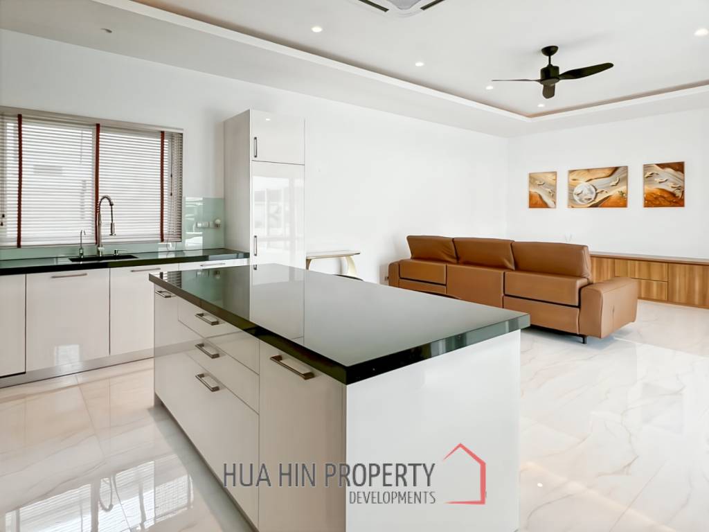 BEST DEAL : Contemporary 3-Bedroom Villa with Pool in Aria 2