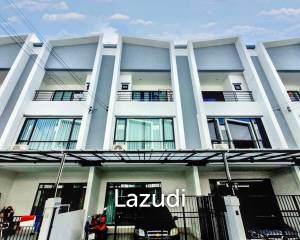 3 Beds 4 Baths 200 SQ.M Townhome at Cordiz at Udomsuk