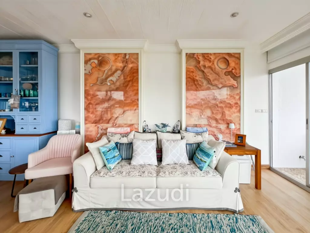 Absolute Beachfront - 2 Bedroom Condo in Baan Thew Kluen, Hua Hin