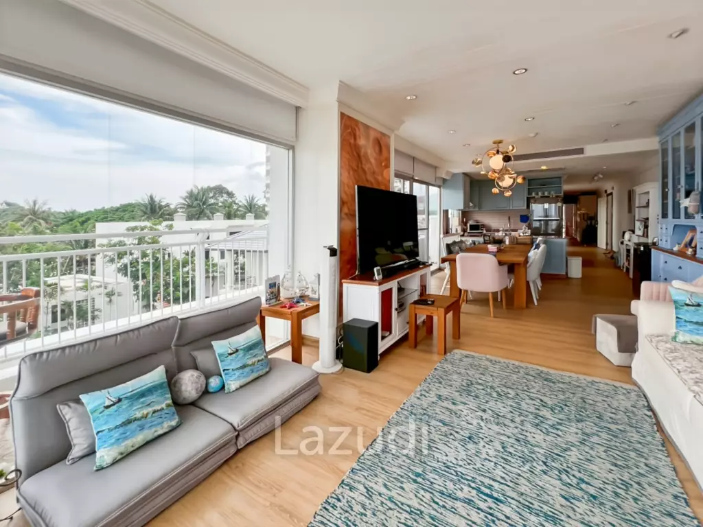 Absolute Beachfront - 2 Bedroom Condo in Baan Thew Kluen, Hua Hin