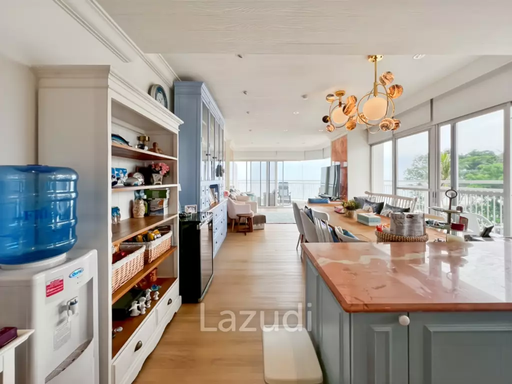 Absolute Beachfront - 2 Bedroom Condo in Baan Thew Kluen, Hua Hin