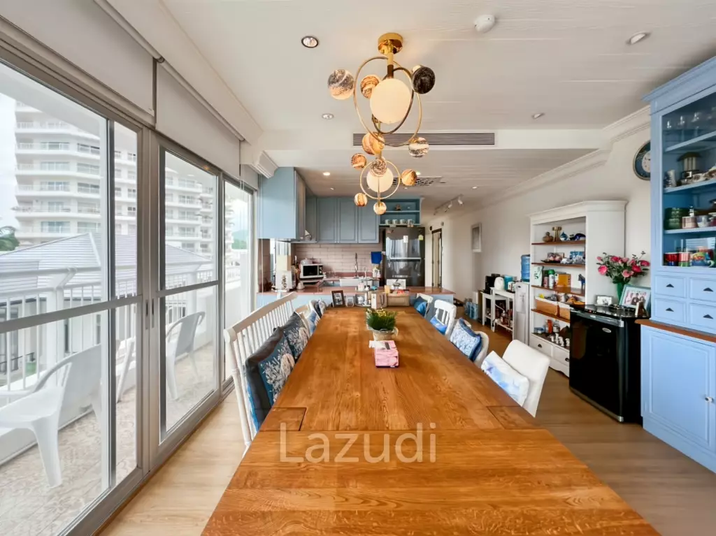 Absolute Beachfront - 2 Bedroom Condo in Baan Thew Kluen, Hua Hin