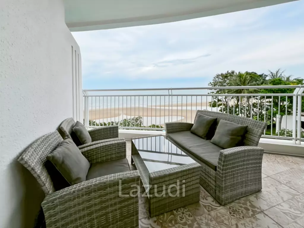 Absolute Beachfront - 2 Bedroom Condo in Baan Thew Kluen, Hua Hin