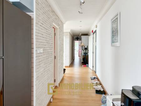 คอนโดบ้านทิวคลื่นริมหาดเขาตะเกียบ หัวหิน 2 ห้องนอน 159 ตร.ม.