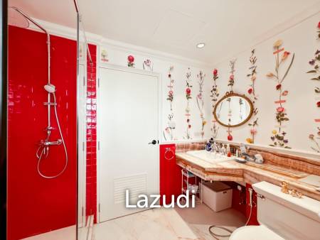 Absolute Beachfront - 2 Bedroom Condo in Baan Thew Kluen, Hua Hin