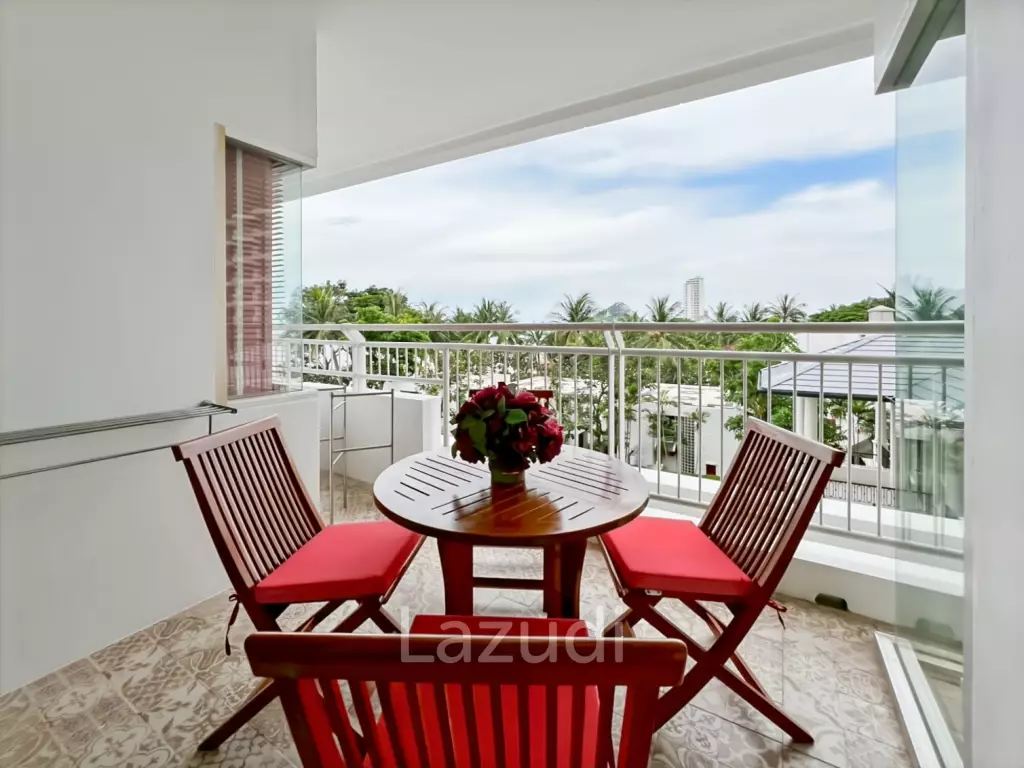 Absolute Beachfront - 2 Bedroom Condo in Baan Thew Kluen, Hua Hin