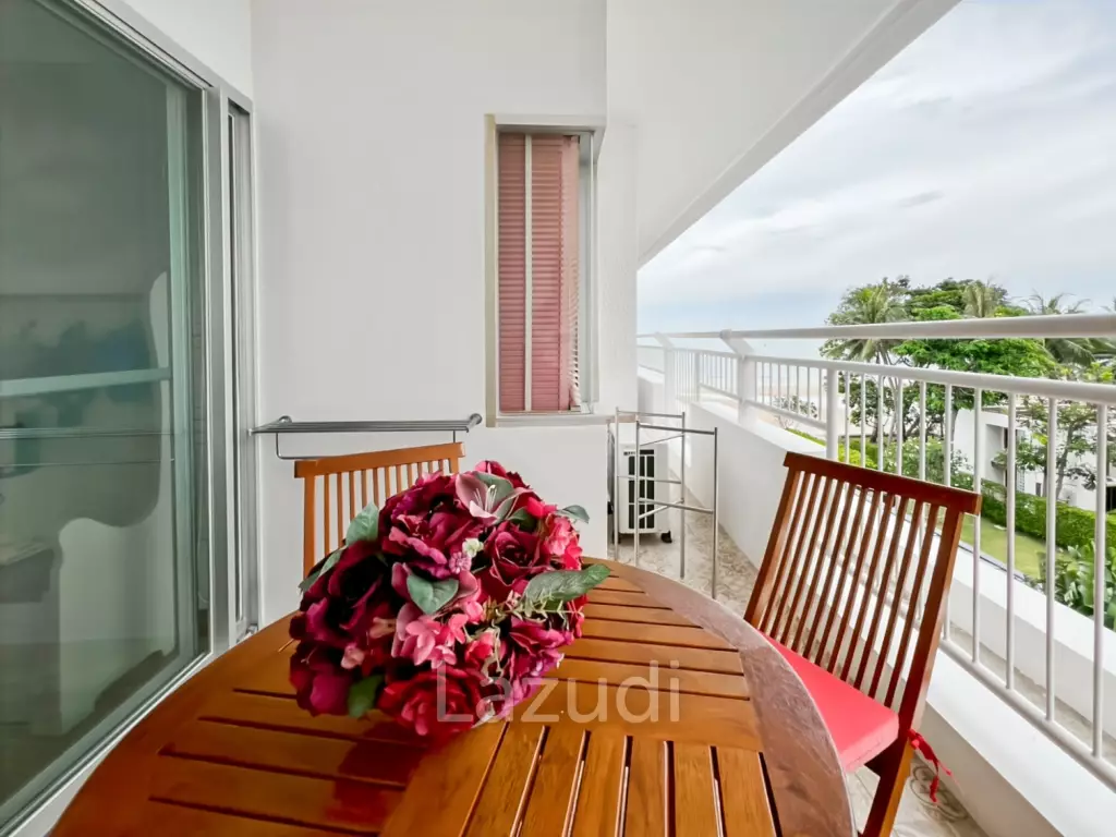 Absolute Beachfront - 2 Bedroom Condo in Baan Thew Kluen, Hua Hin