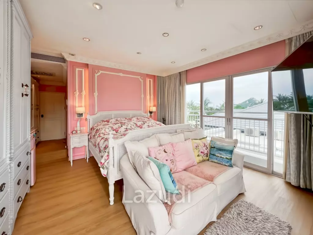 Absolute Beachfront - 2 Bedroom Condo in Baan Thew Kluen, Hua Hin