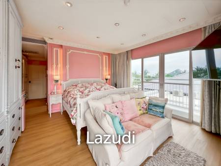 Absolute Beachfront - 2 Bedroom Condo in Baan Thew Kluen, Hua Hin