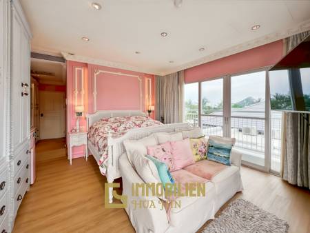 คอนโดบ้านทิวคลื่นริมหาดเขาตะเกียบ หัวหิน 2 ห้องนอน 159 ตร.ม.