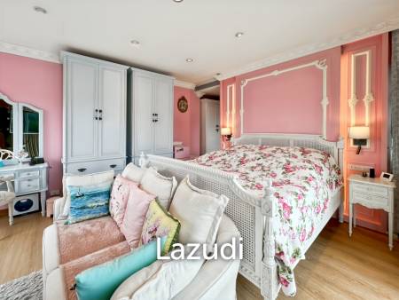 Absolute Beachfront - 2 Bedroom Condo in Baan Thew Kluen, Hua Hin