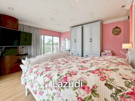 Absolute Beachfront - 2 Bedroom Condo in Baan Thew Kluen, Hua Hin