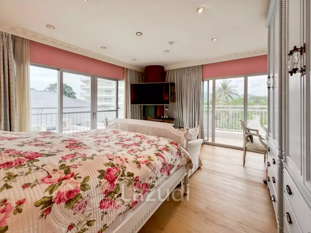 Absolute Beachfront - 2 Bedroom Condo in Baan Thew Kluen, Hua Hin