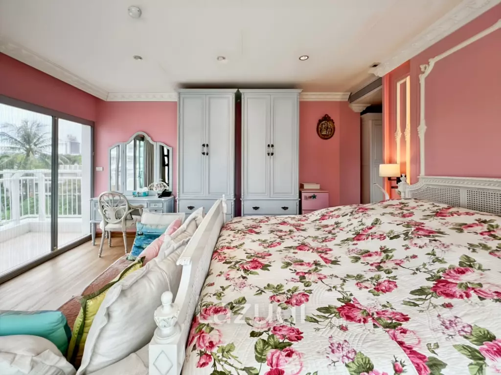Absolute Beachfront - 2 Bedroom Condo in Baan Thew Kluen, Hua Hin