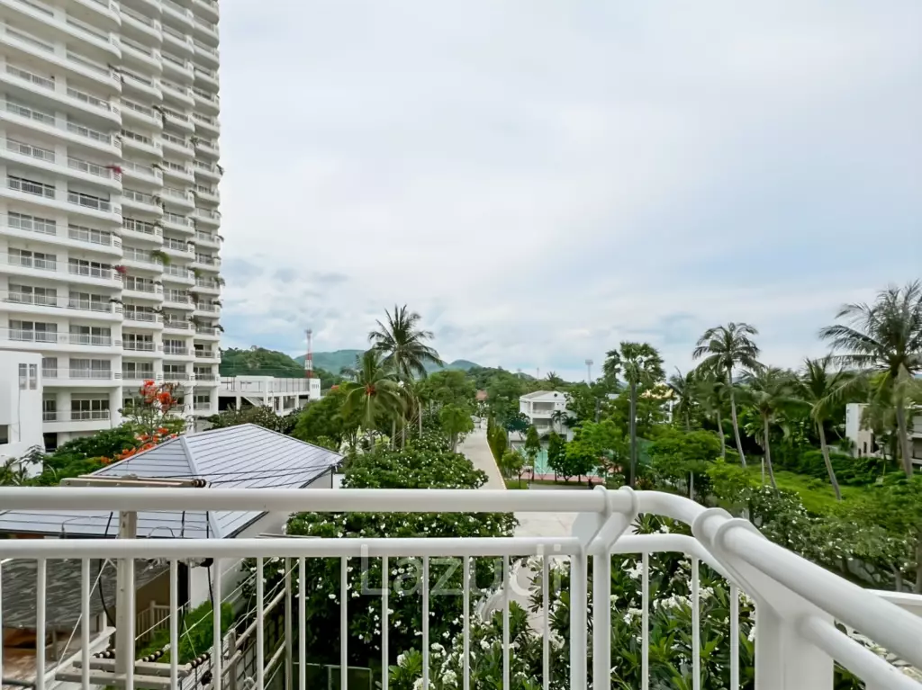 Absolute Beachfront - 2 Bedroom Condo in Baan Thew Kluen, Hua Hin