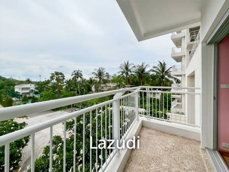Absolute Beachfront - 2 Bedroom Condo in Baan Thew Kluen, Hua Hin