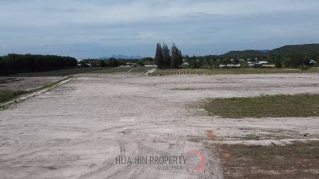 Prime Investment Land 23-3-09 Rai Land in Thap Tai Hua Hin