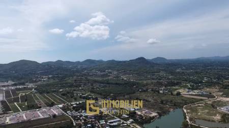 ที่ดินขนาดใหญ่เหมาะลงทุนและพัฒนา 23-3-09 ไร่ วิวภูเขาในตำบลทับใต้ หัวหิน