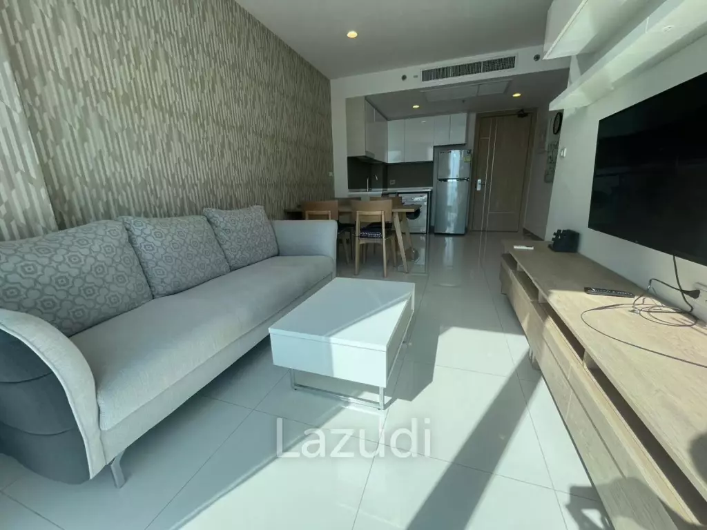 2 Beds 2 Baths 86 SQ.M. The Riviera Wongamat Beach