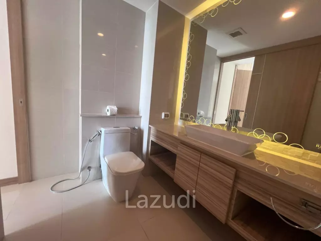 2 Beds 2 Baths 86 SQ.M. The Riviera Wongamat Beach
