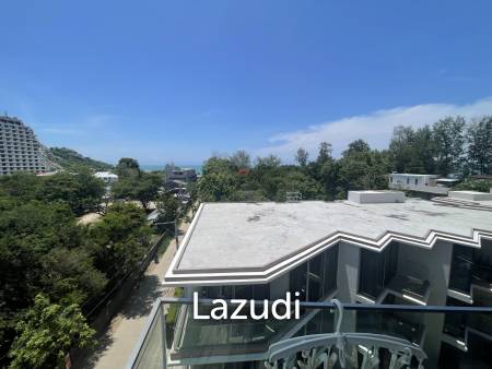 The Pine: 1 bedroom condo with sea view