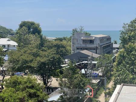 The Pine: 1 bedroom condo with sea view