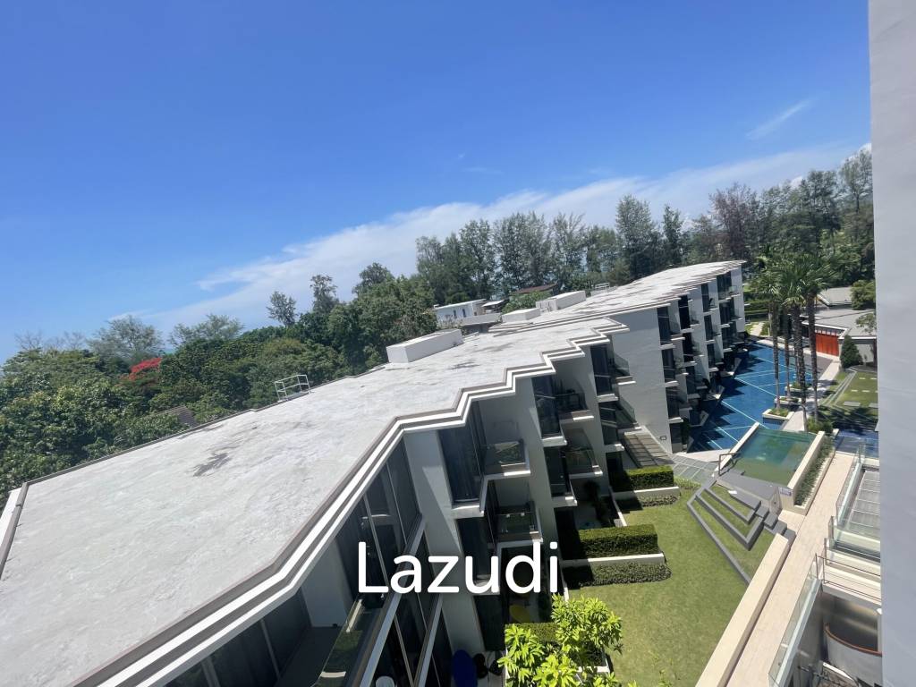 The Pine: 1 bedroom condo with sea view