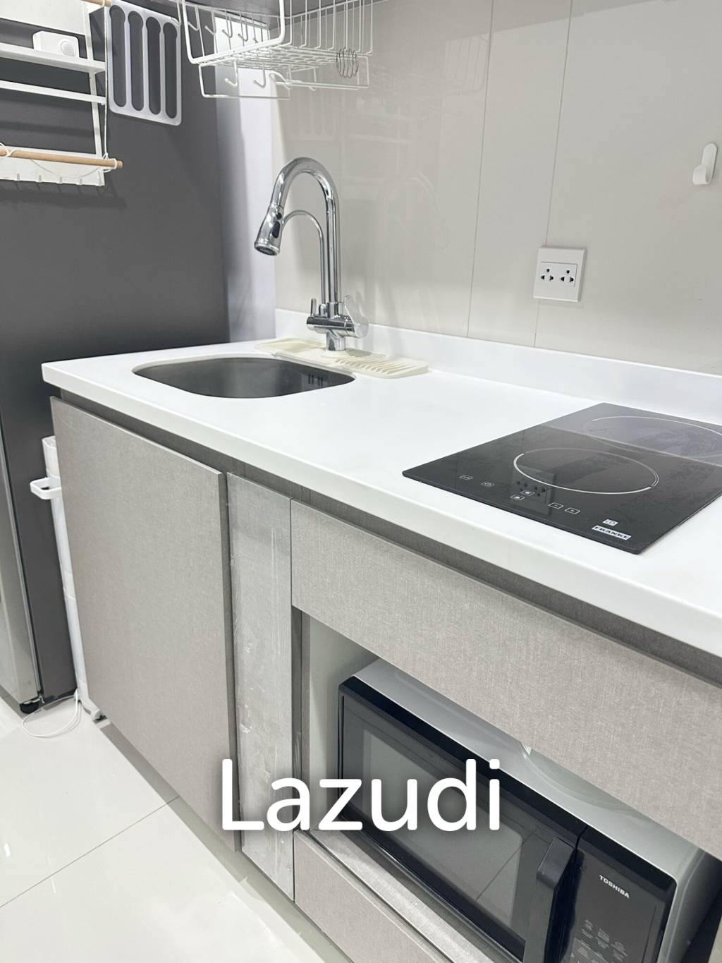 2 Bed 2 Bath 59 SQ.M LIFE Asoke - Rama 9