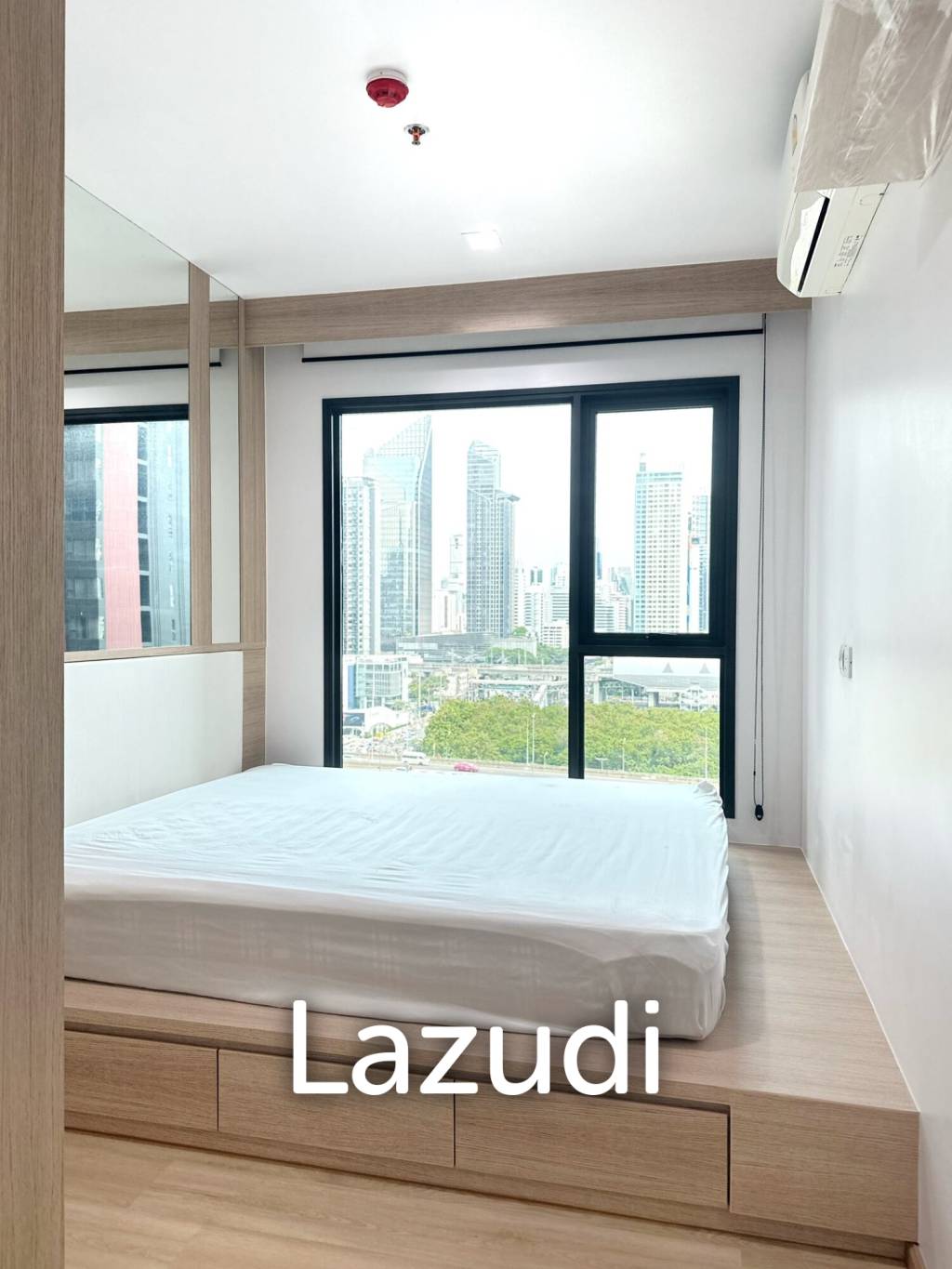 2 Bed 2 Bath 59 SQ.M LIFE Asoke - Rama 9