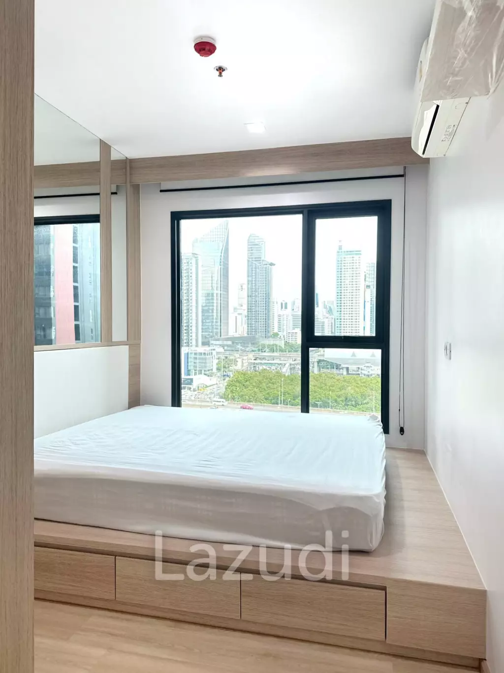 2 Bed 2 Bath 59 SQ.M LIFE Asoke - Rama 9