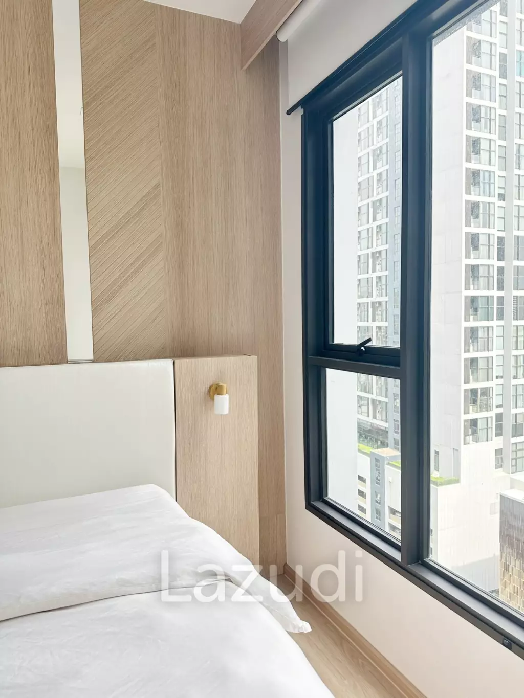 2 Bed 2 Bath 59 SQ.M LIFE Asoke - Rama 9