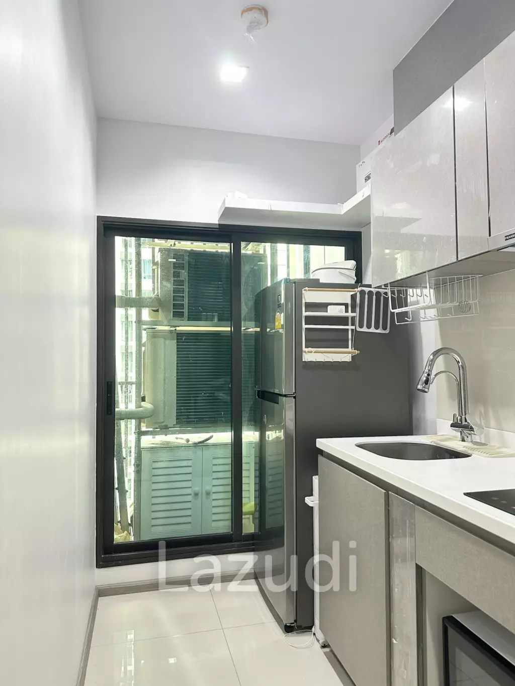 2 Bed 2 Bath 59 SQ.M LIFE Asoke - Rama 9