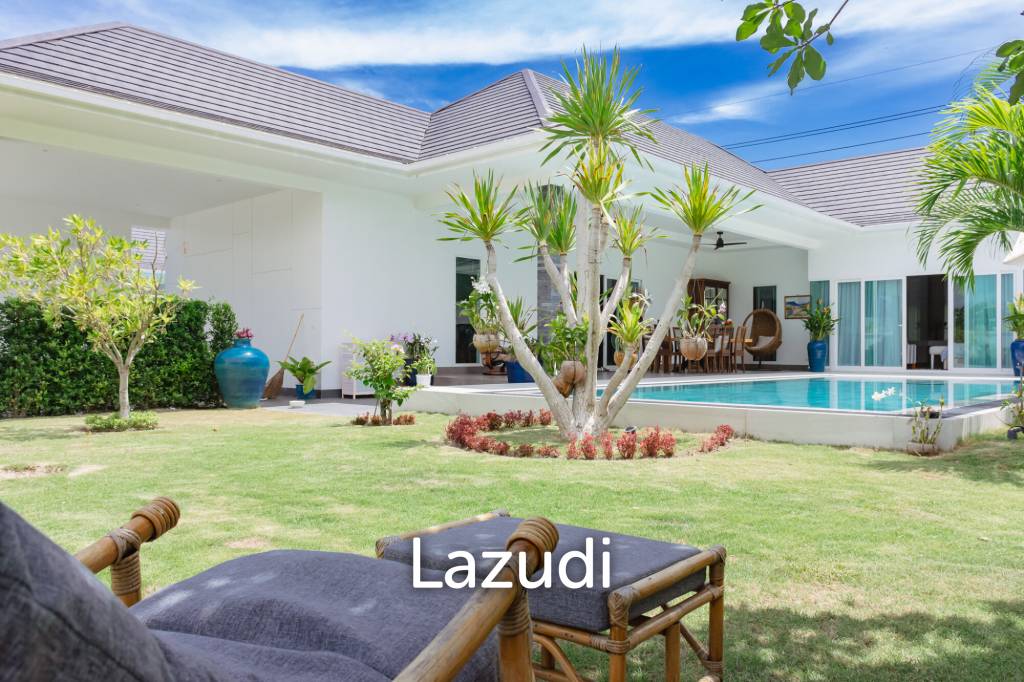 1,123 ตร.ม 3 เตียง 3 อาบน้ำ วิลล่า For ขาย