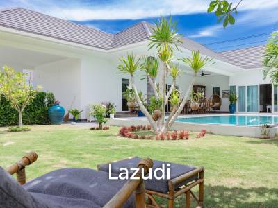 ARIA 2 :  Stunning 3 Bed Pool Villa with nice garden