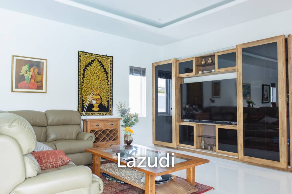 1,123 ตร.ม 3 เตียง 3 อาบน้ำ วิลล่า For ขาย